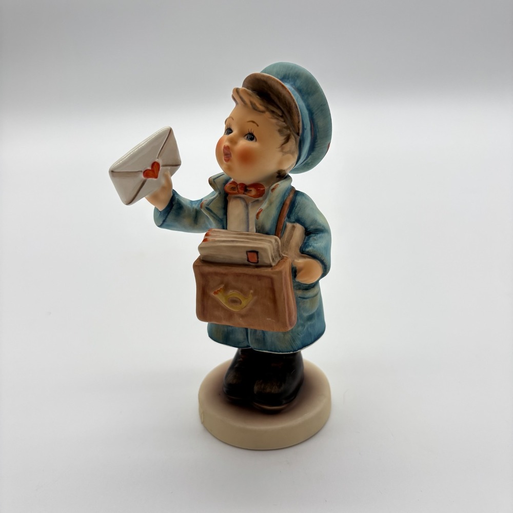 Hummel Goebel Vintage Porcelain‎ Figurine 'Postman' 119 5-inch TMK-6 1985